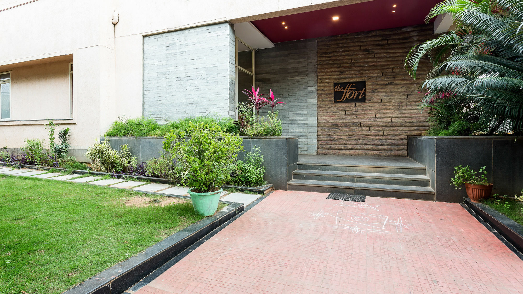 Treebo Fort Club Hyderabad Ngoại thất bức ảnh